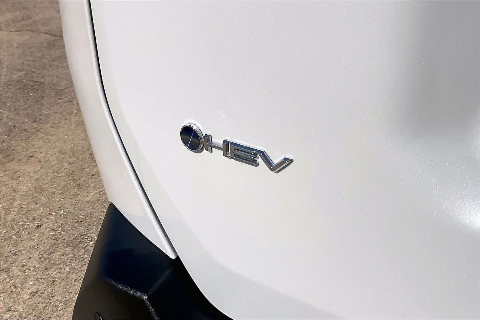 Certified Used 2026 Wind Chill Pearl Toyota XLE Premium image 9