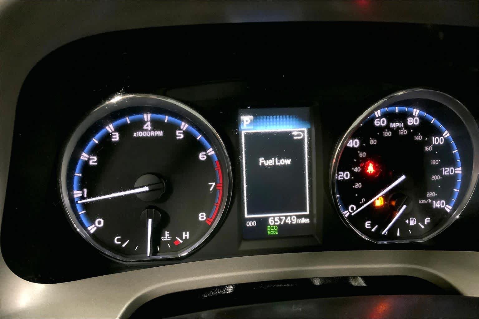 Used 2016 Barcelona Red Metallic Toyota XLE image 26