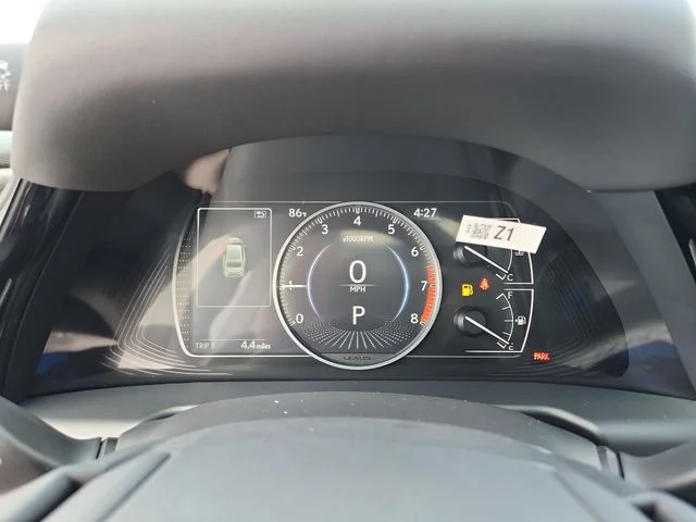 2025 Lexus ES 350 - Photo 15