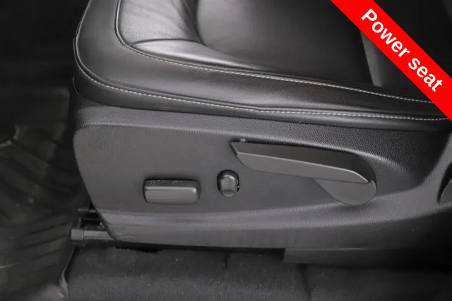 Used 2021  GMC Elevation image 23