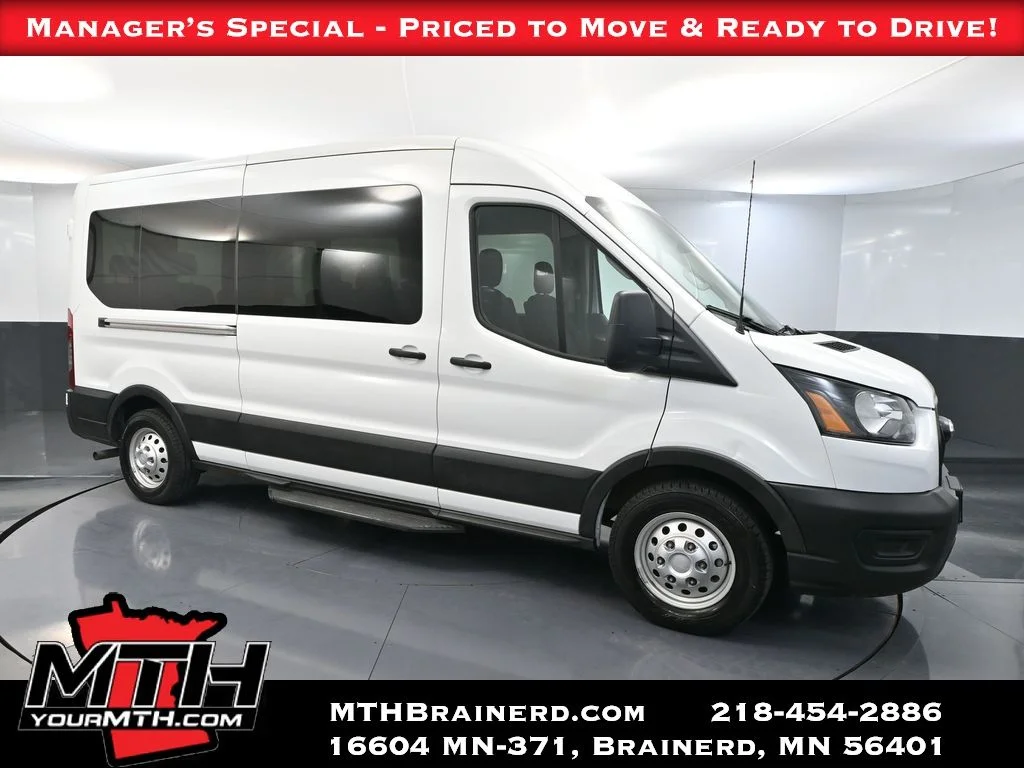 2023 Ford Transit 350 XL Med Roof Sliding Pass. 148 AWD's photo