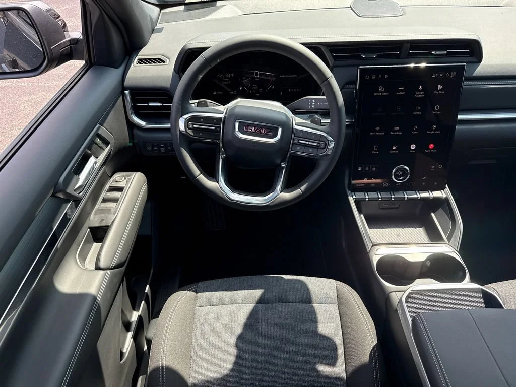 New 2027 Ebony Twilight Metallic GMC Elevation image 26