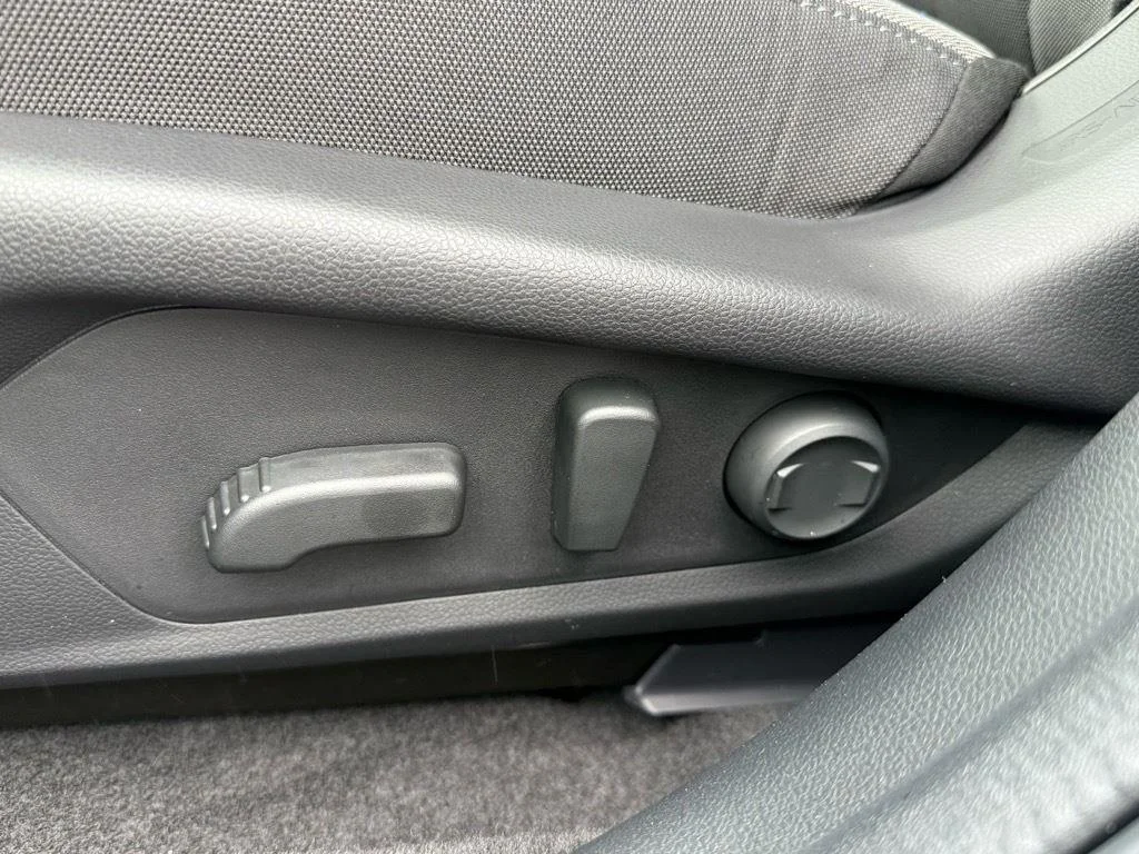 2026 Subaru Crosstrek Premium - Photo 35