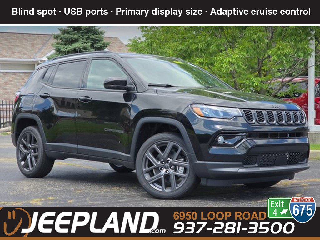 New 2026 Diamond Black Crystal Pearl-Coat Exterior Paint Jeep Limited image 1