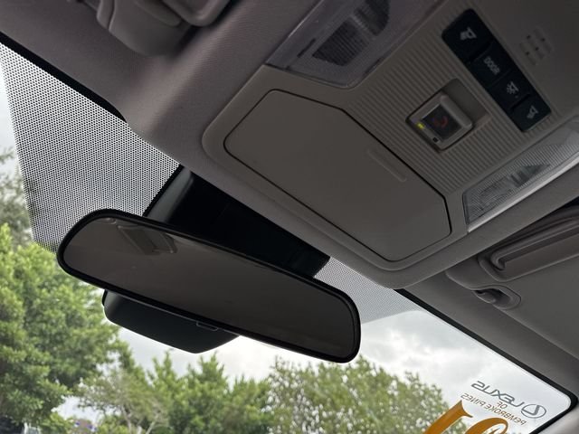2021 Toyota RAV4 XLE - Photo 22