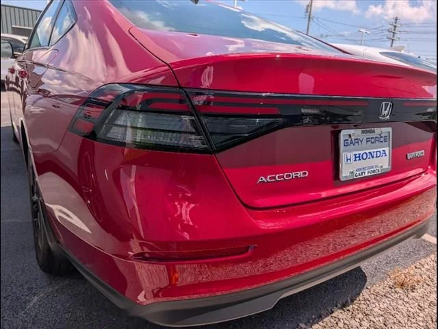 2025 Honda Accord SE - Photo 20