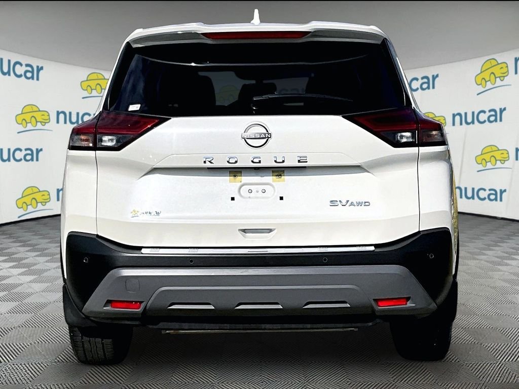 Used 2023 White Nissan SV image 5
