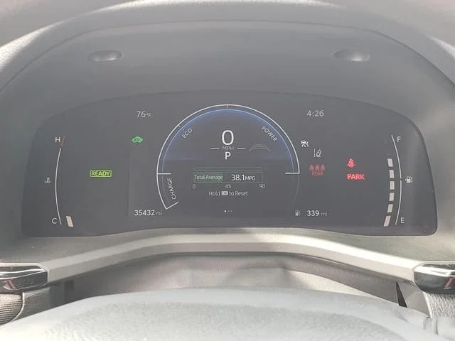 Used 2025 Ice Toyota LE image 25