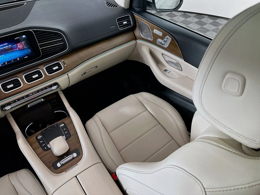 Used 2023 White Mercedes-Benz GLS 450 image 25