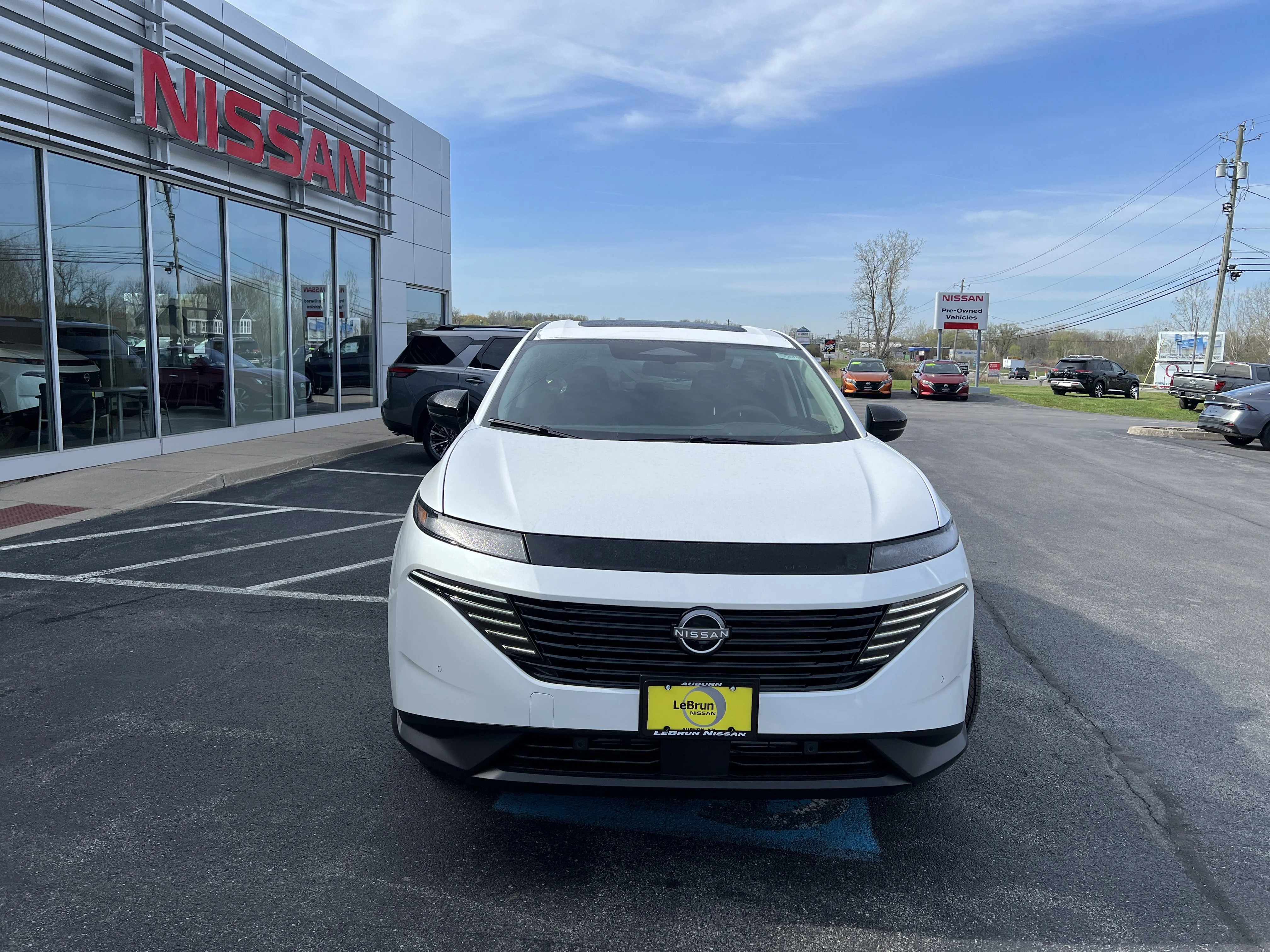 New 2026 Everest White Pearl Tricoat Nissan SL image 6