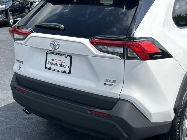 Used 2025 White Toyota XLE image 11
