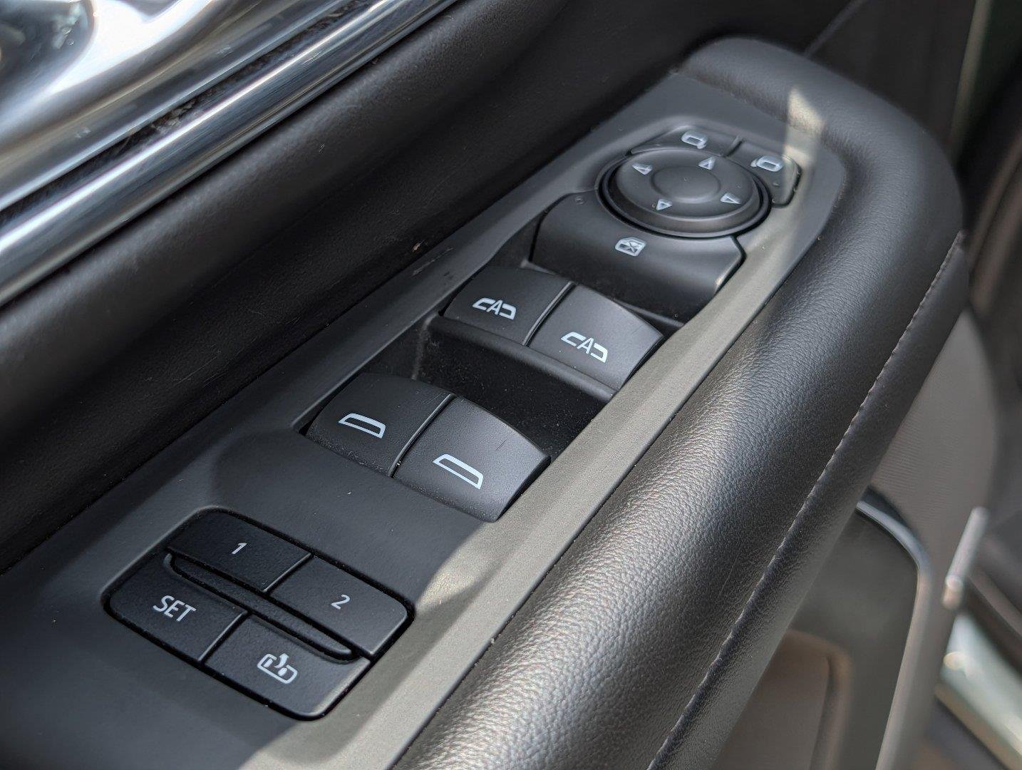 Used 2023 SILVER SAGE METALLIC Chevrolet LT image 15
