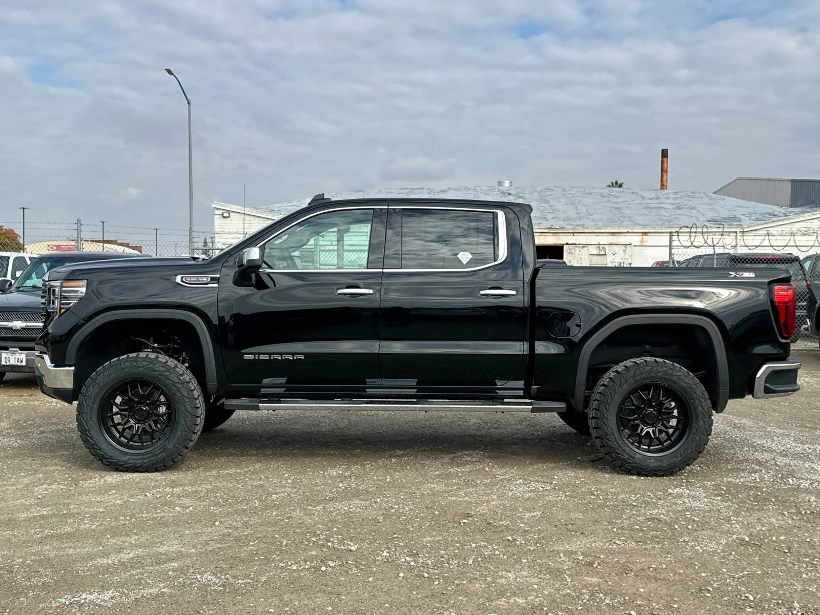 New 2026 Onyx Black GMC SLT image 7