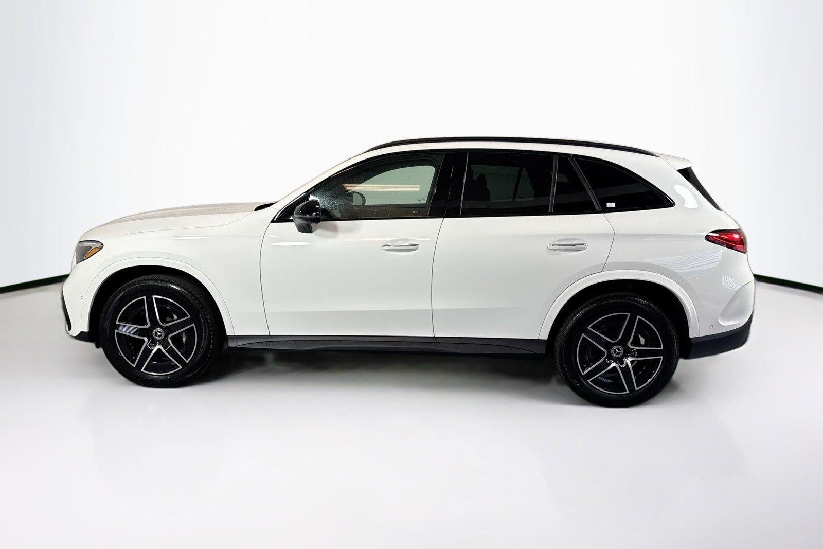 New 2026 Polar White Mercedes-Benz GLC 300 image 8