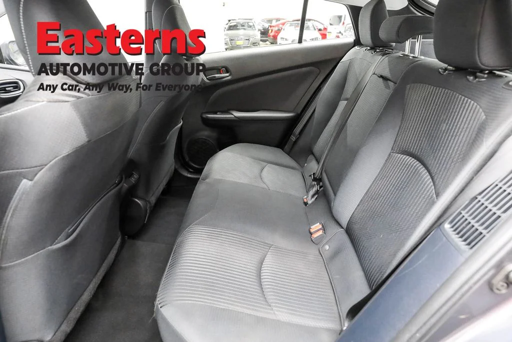 Used 2021 Gray Toyota LE image 19