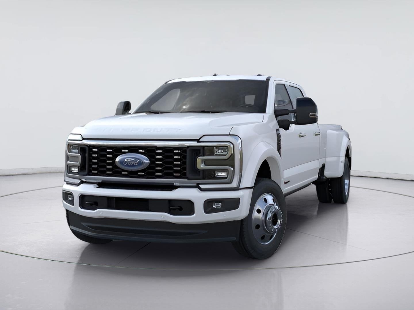 New 2026 Star White Metallic Tri-Coat Ford F-450® Platinum® image 2