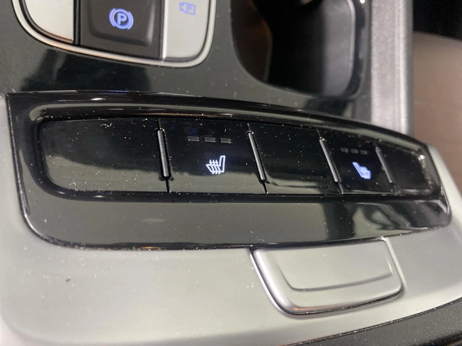 Used 2023 Blue Stone Hyundai SEL image 23
