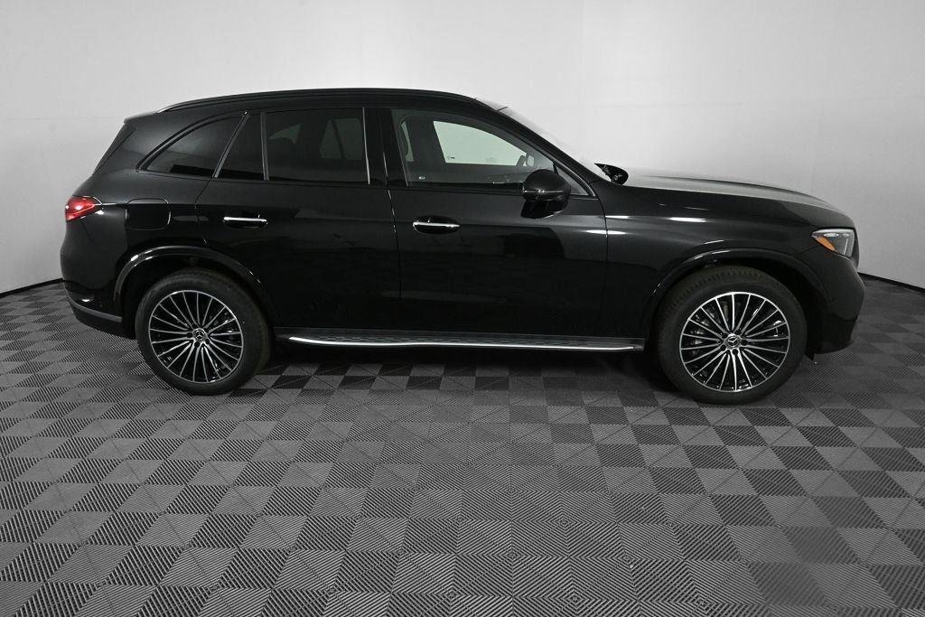New 2026 Obsidian Black Metallic Mercedes-Benz GLC 300 image 26