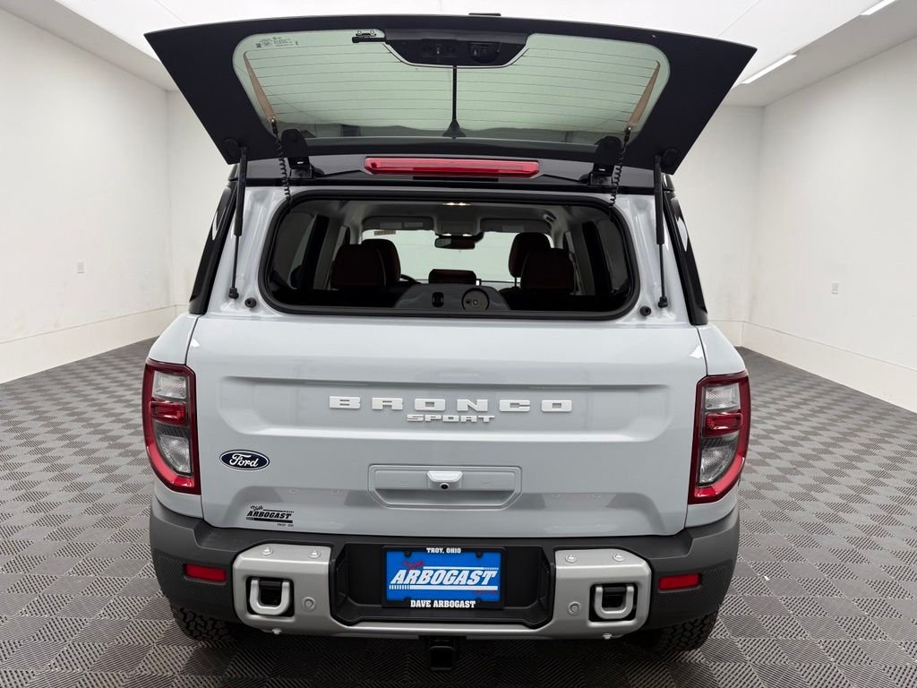 New 2026 White Ford Outer Banks image 11