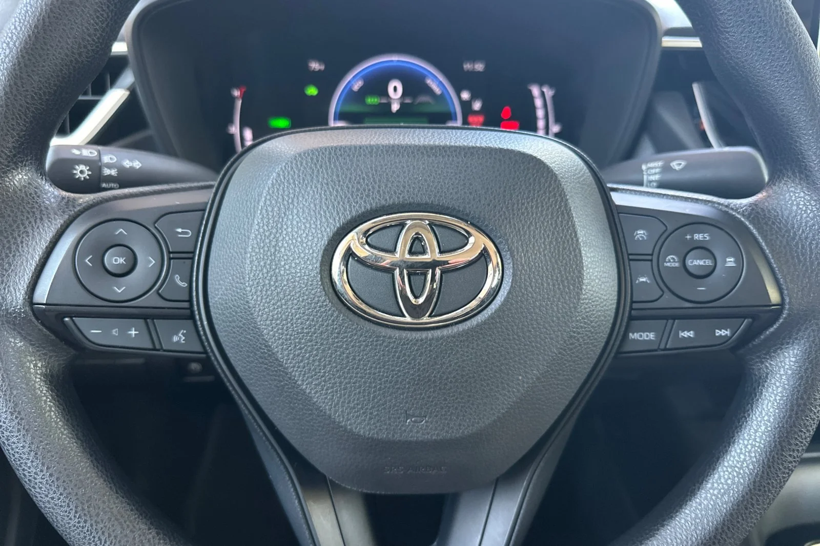 Certified Used 2026 White Toyota LE image 28