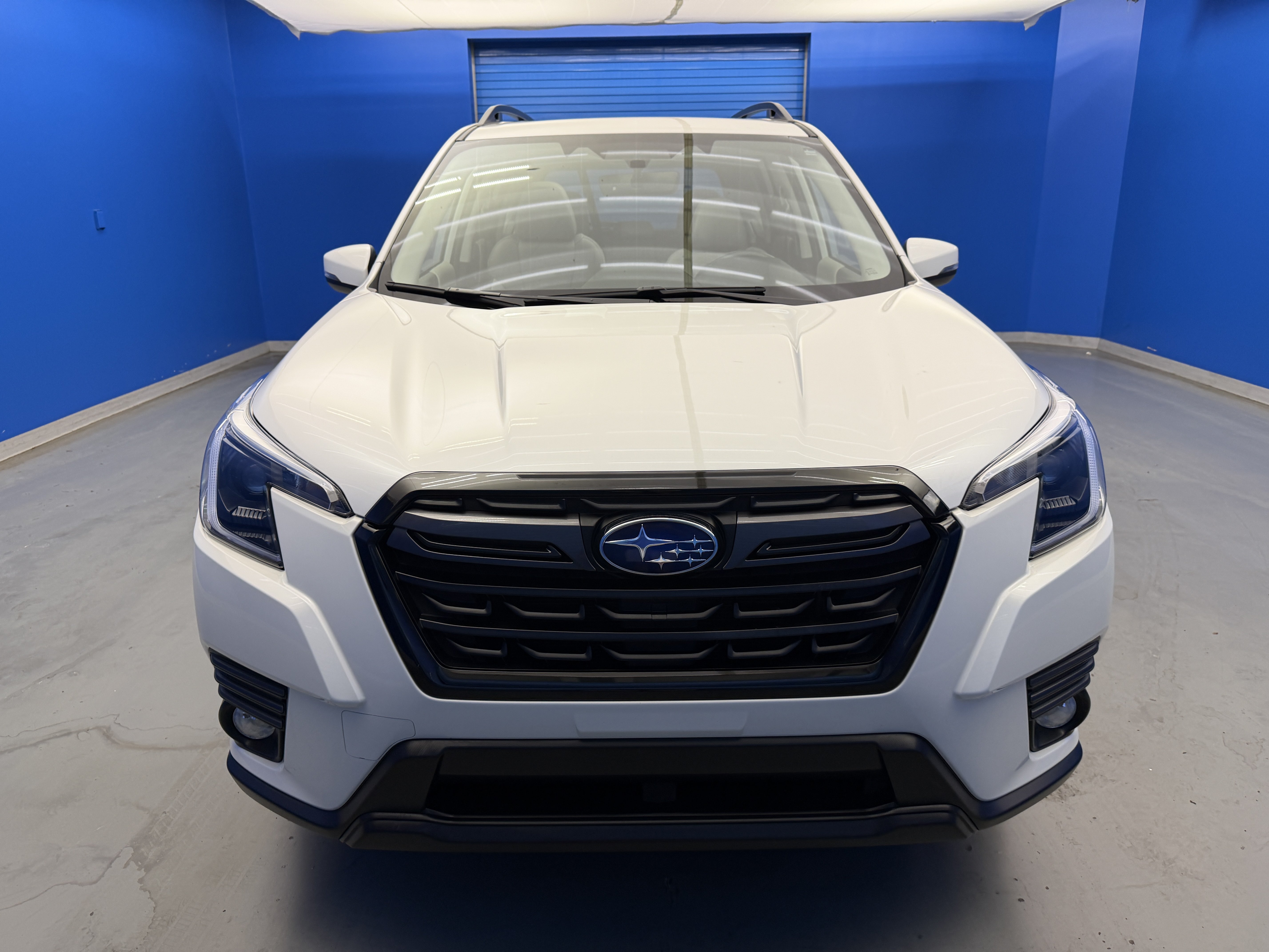 Certified Used 2023 Crystal White Pearl Subaru Limited image 3