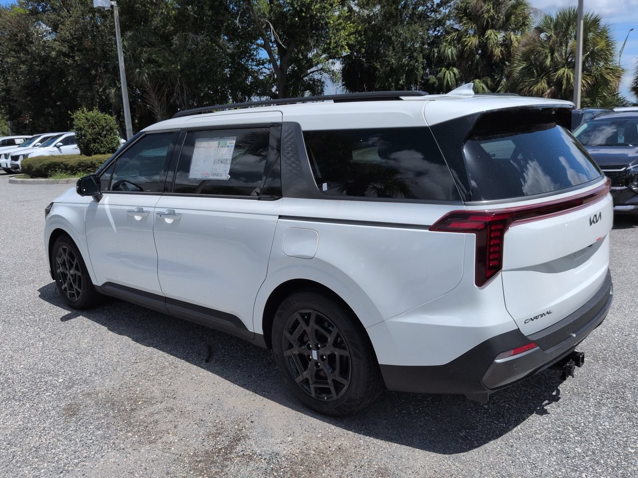 New 2026 Snow White Pearl Kia SX Prestige image 6