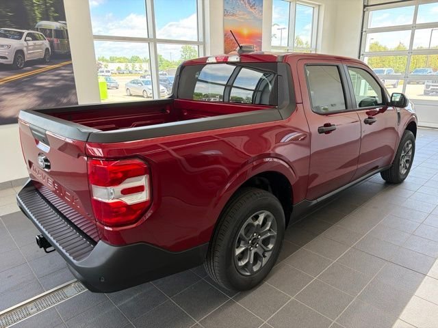 New 2026 Ruby Red Metallic Tinted Clearcoat Ford XLT image 13