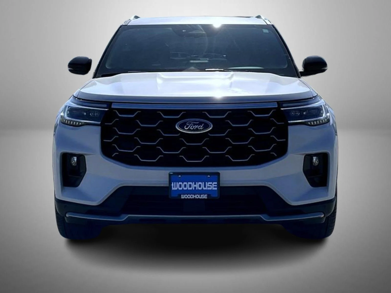 Used 2025 White Ford Platinum image 2