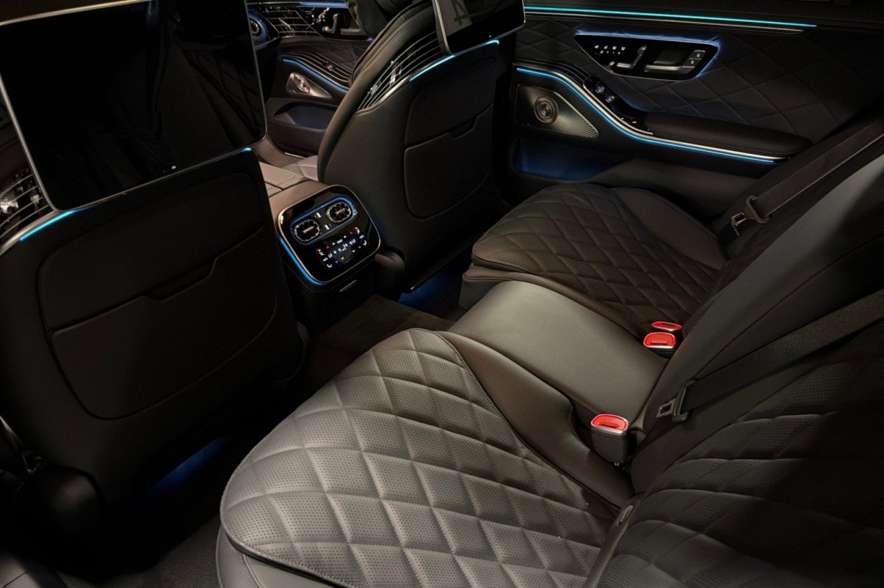 New 2027 Obsidian Black Metallic Mercedes-Benz S 580 4MATIC® Sedan image 11