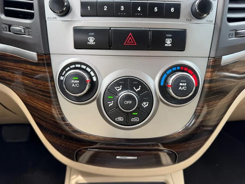 Used 2011 Phantom Black Metallic Hyundai GLS image 15