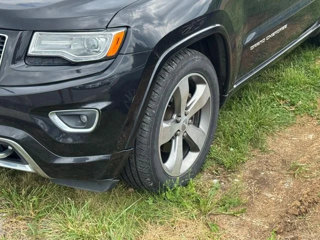 Used 2015 Black Jeep Overland image 4
