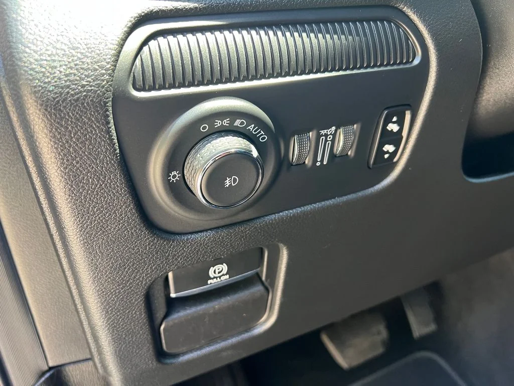 Certified Used 2024 Silver Jeep Series III image 15