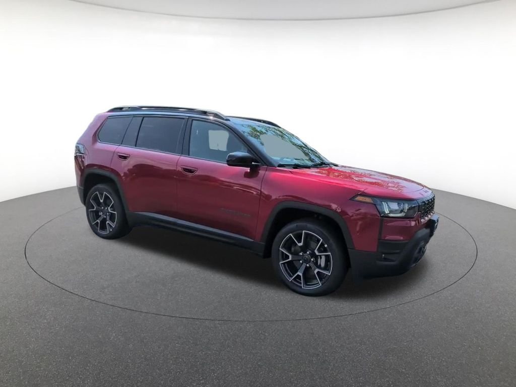 New 2026 Red Hot Pearlcoat Jeep Latitude image 2