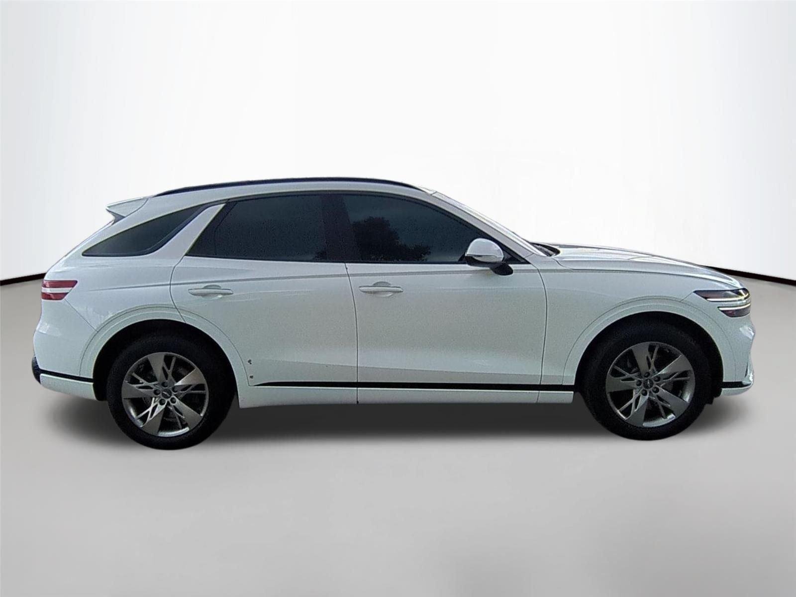 Used 2022 Uyuni White Genesis 3.5T Sport image 6
