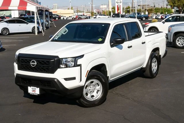 Used 2022 White Nissan S image 9