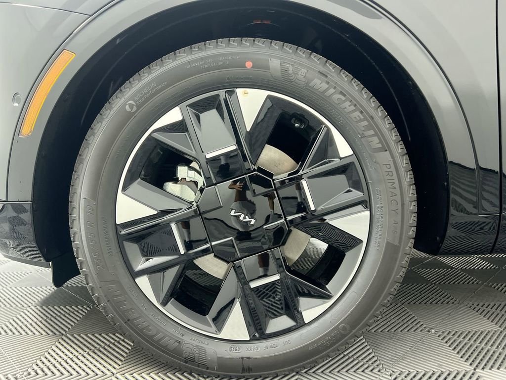 New 2026 Ebony Black Kia SX Prestige image 13