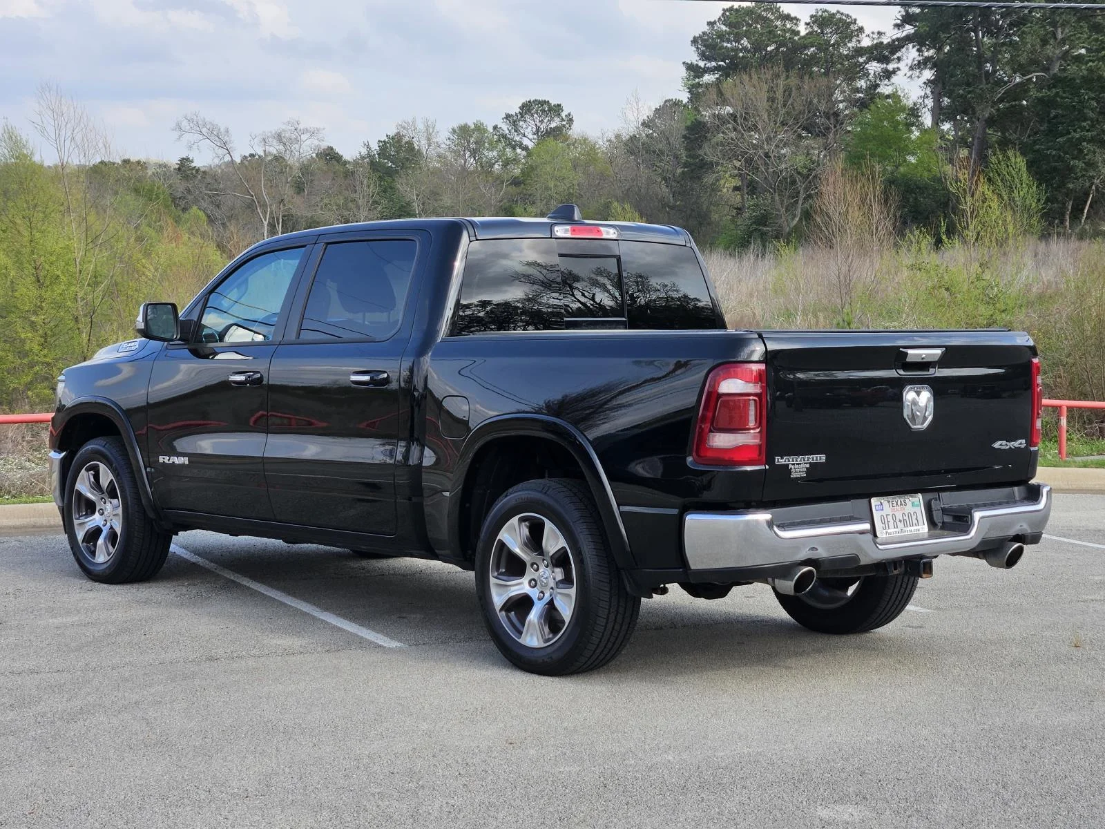 Used 2022 Black Ram Laramie 4x4 Crew Cab 5