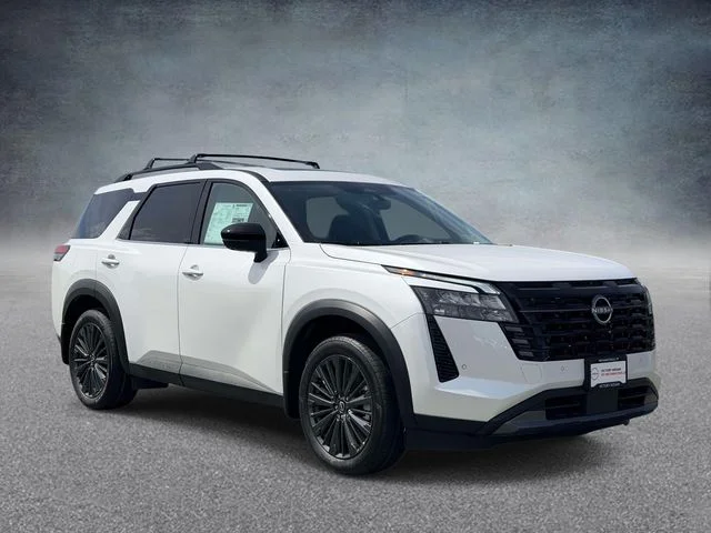 2026 Nissan Pathfinder SL 4WD's photo
