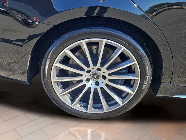 Used 2022 Black Mercedes-Benz S 500 image 4
