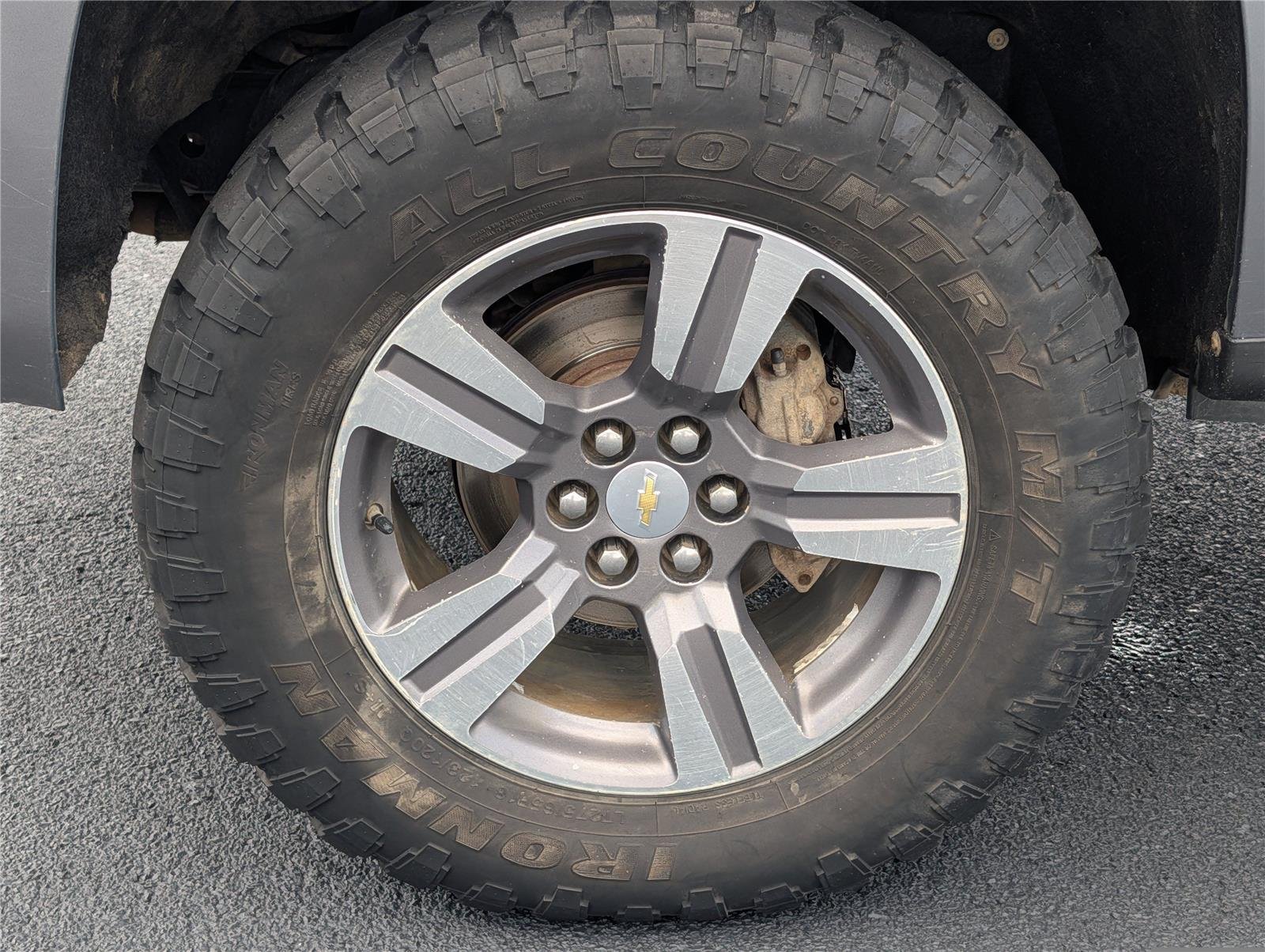Used 2018 STERLING GRAY METALLIC Chevrolet 4WD Z71 image 11