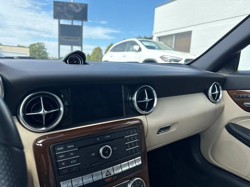 Used 2017 Black Mercedes-Benz SLC 300 image 6