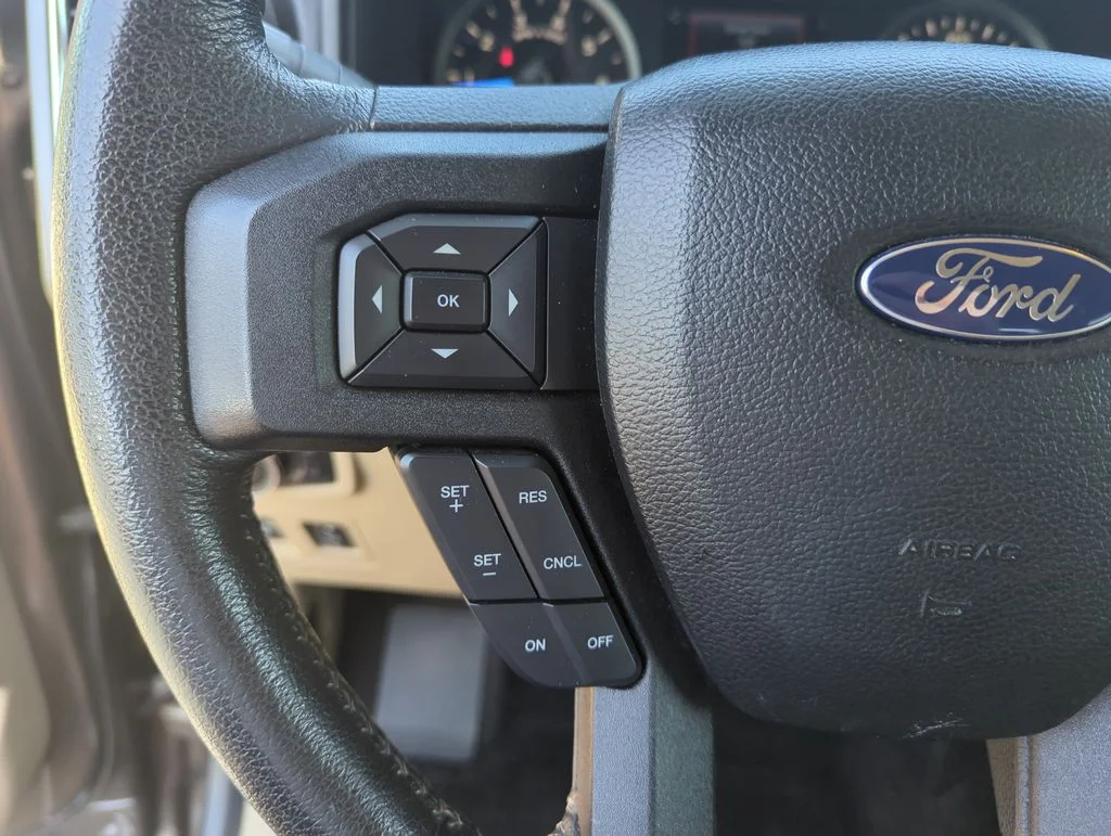 Used 2015  Ford XLT image 21