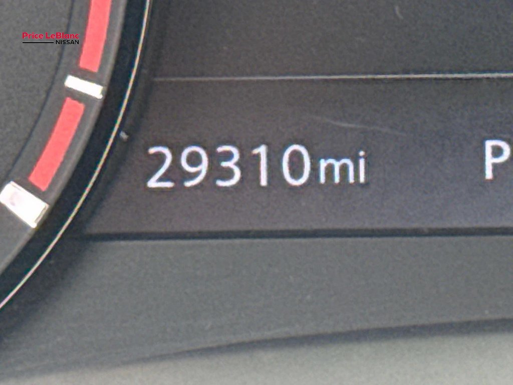 Used 2024 Boulder Gray Pearl Nissan PRO-X image 27