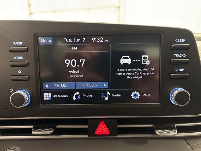 New 2026 Gray Hyundai SEL Sport Premium image 18