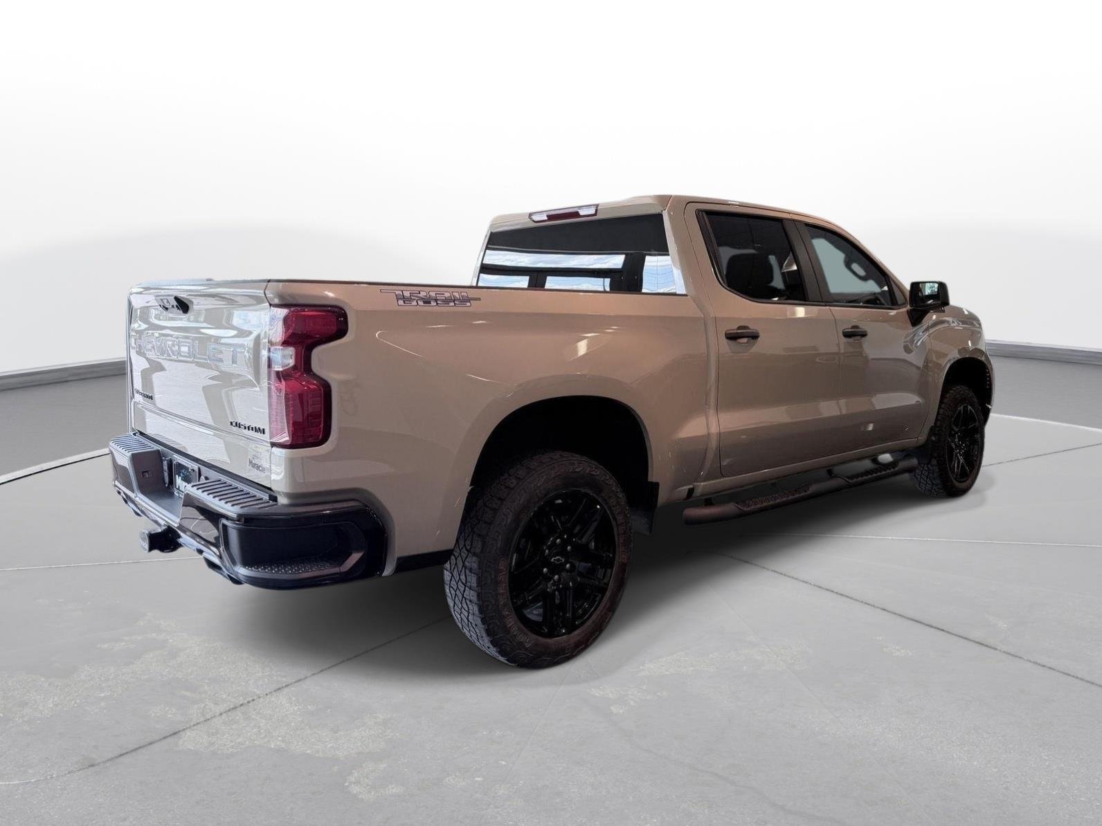 Used 2023 Sand Dune Metallic Chevrolet Custom Trail Boss image 11