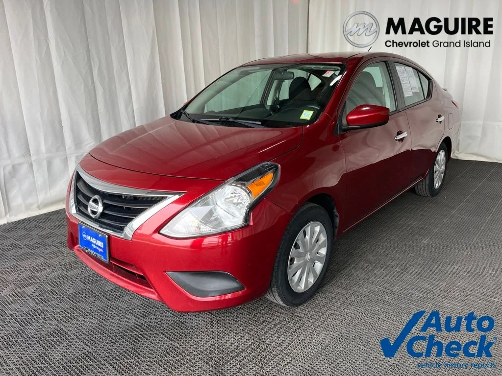 Used 2019 Red Nissan 1.6 SV image 1