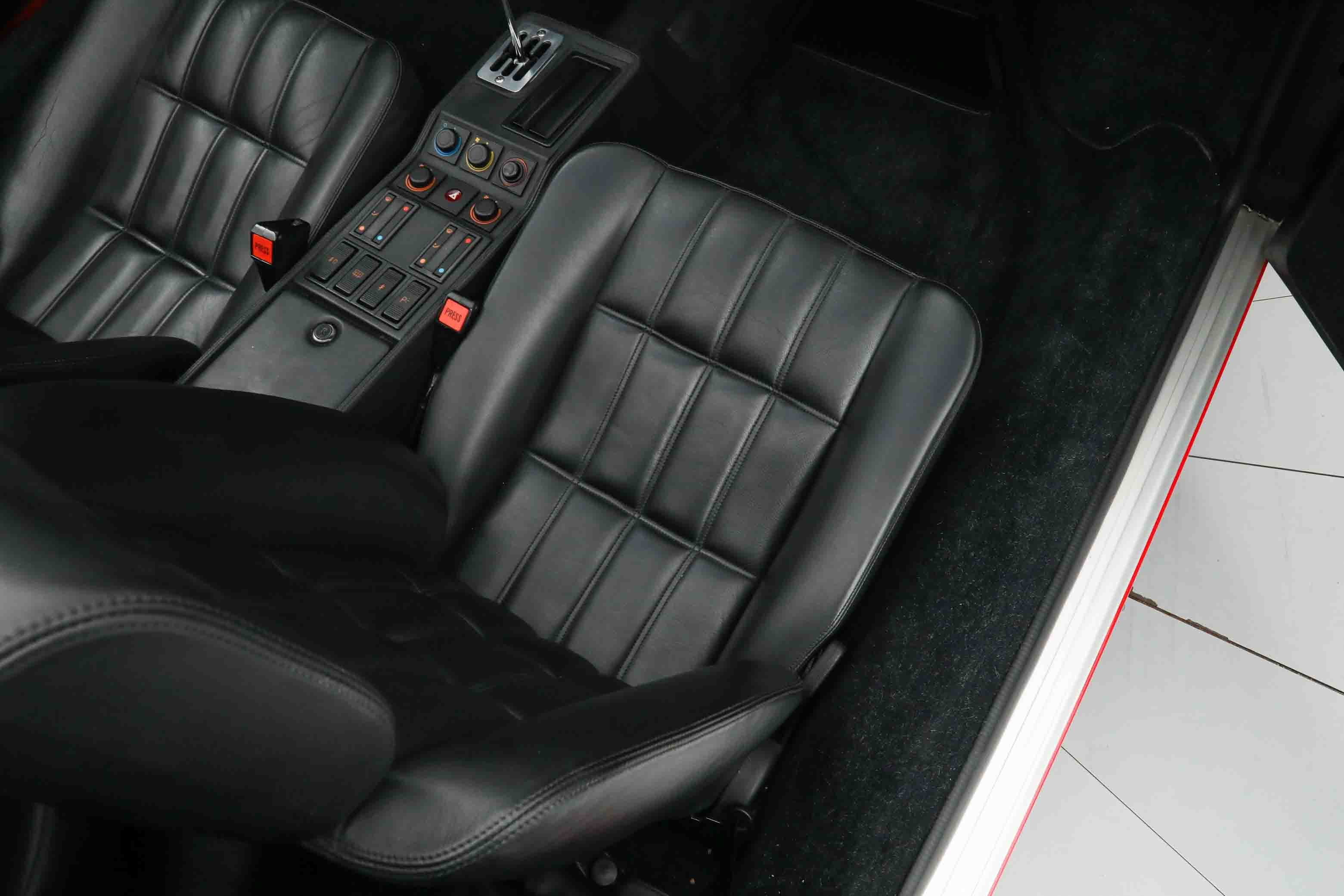 1989 Ferrari 328 - Photo 22