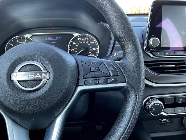 Used 2025 Gray Nissan 2.5 SV image 14