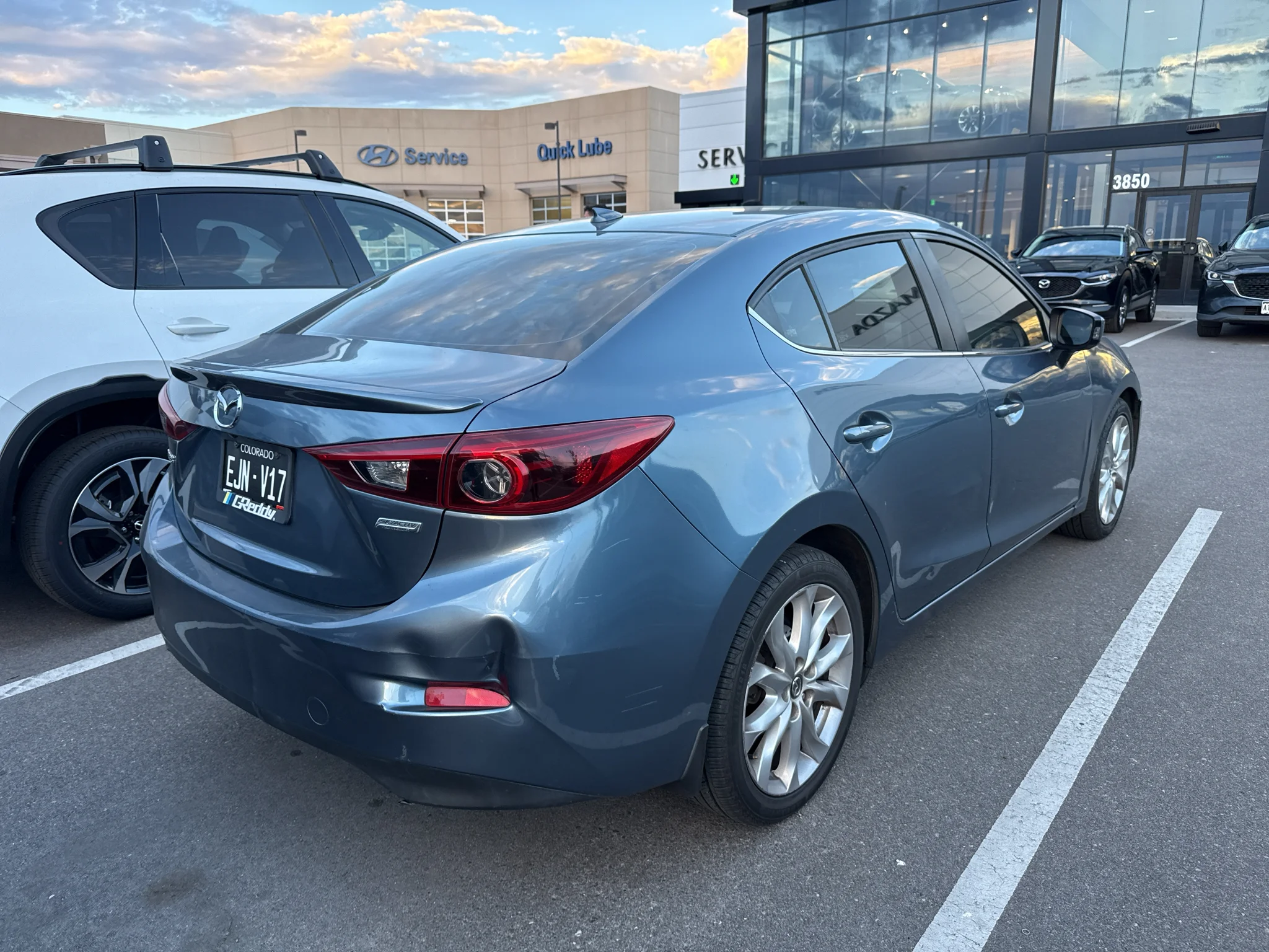 Used 2015 Blue Reflex Mica Mazda s Grand Touring image 6