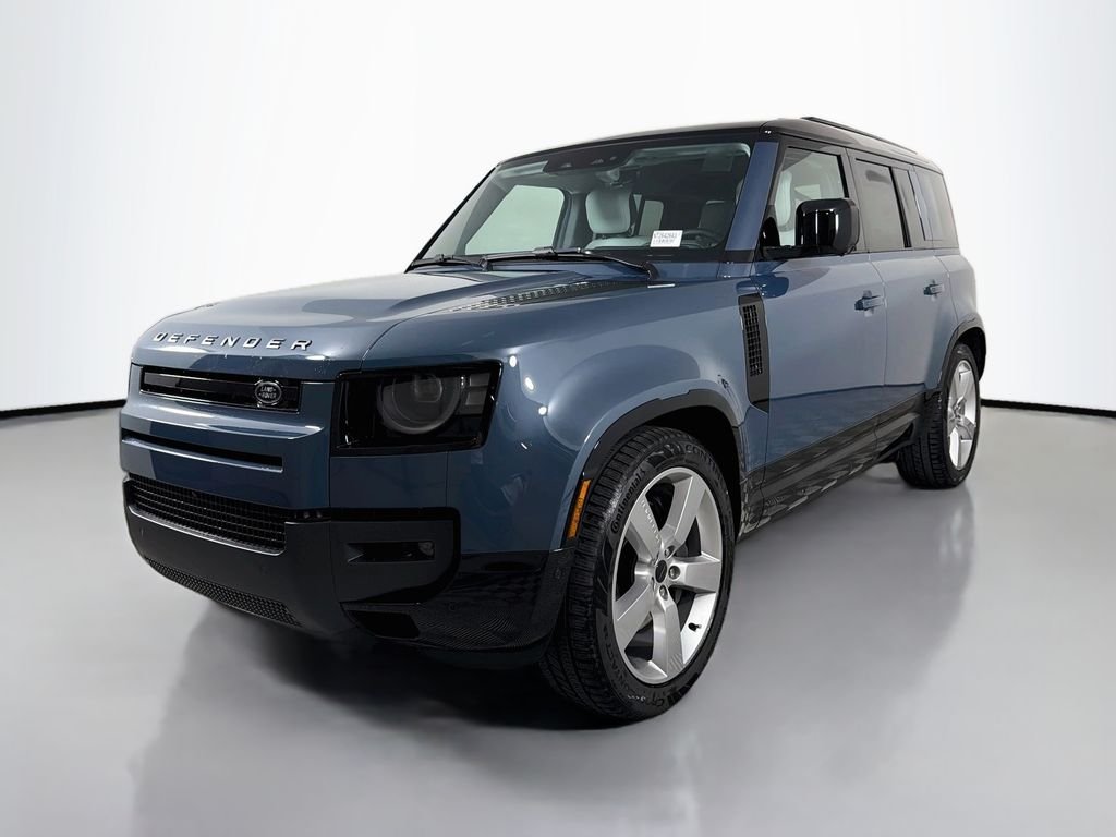 New 2026 Tasman Blue Land Rover X-Dynamic SE image 1
